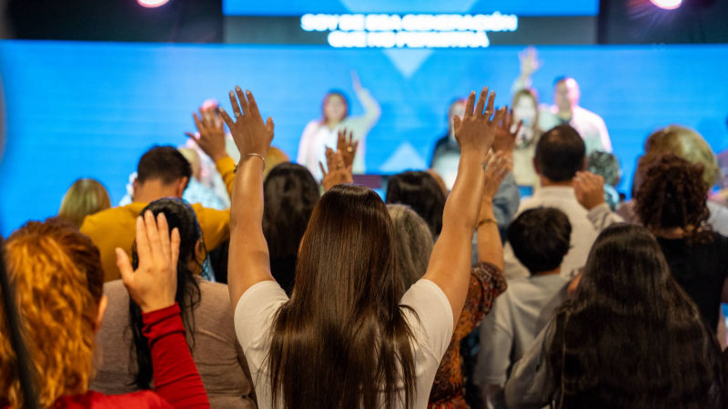 Adoración servicio de domingo en Nueva Vida